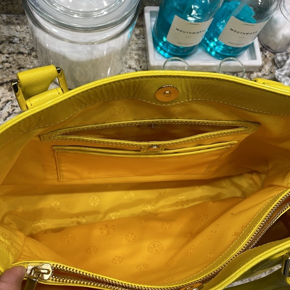 Tory Burch Saffiano Leather Large Tote - Picture 8 of 13